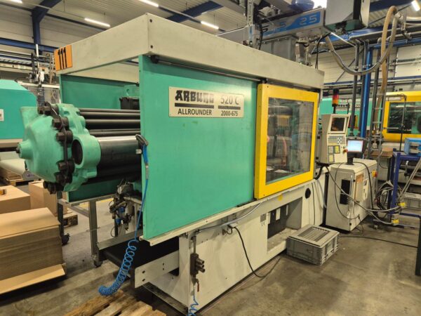 Arburg Allrounder 520 C 2000-675